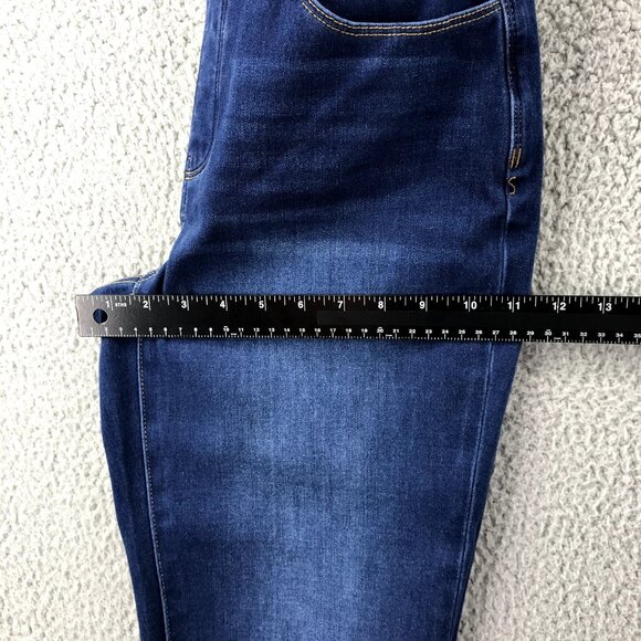 SOFT SURROUNDINGS Womens SMALL The Ultimate Pull On Stretch Denim Crop Jeans - Picture 8 of 12